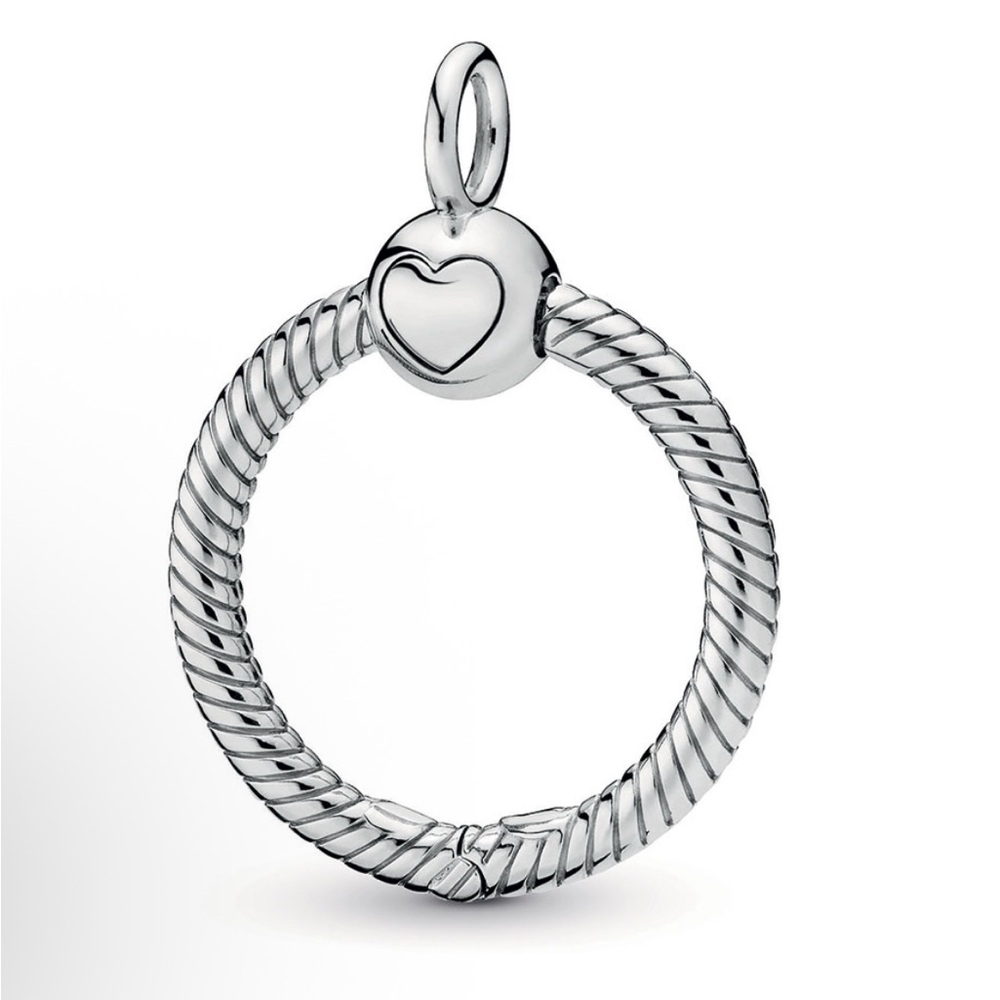 Authentic Pandora Moments O Pendant